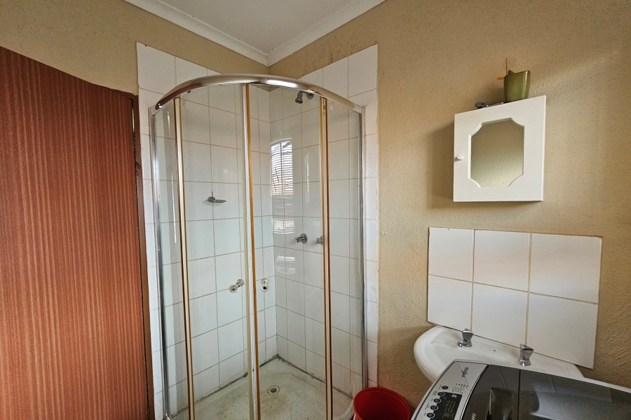 To Let 3 Bedroom Property for Rent in Tlhabane West North West
